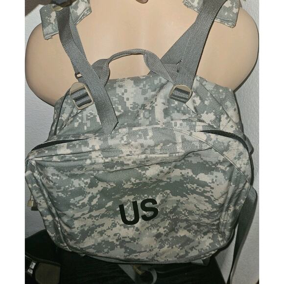 New! VGC SPECIALTY DEFENSE MEDIC BAG PACK DIGITAL COMBAT MEDIC KIT USGI Molle - Picture 2 of 10